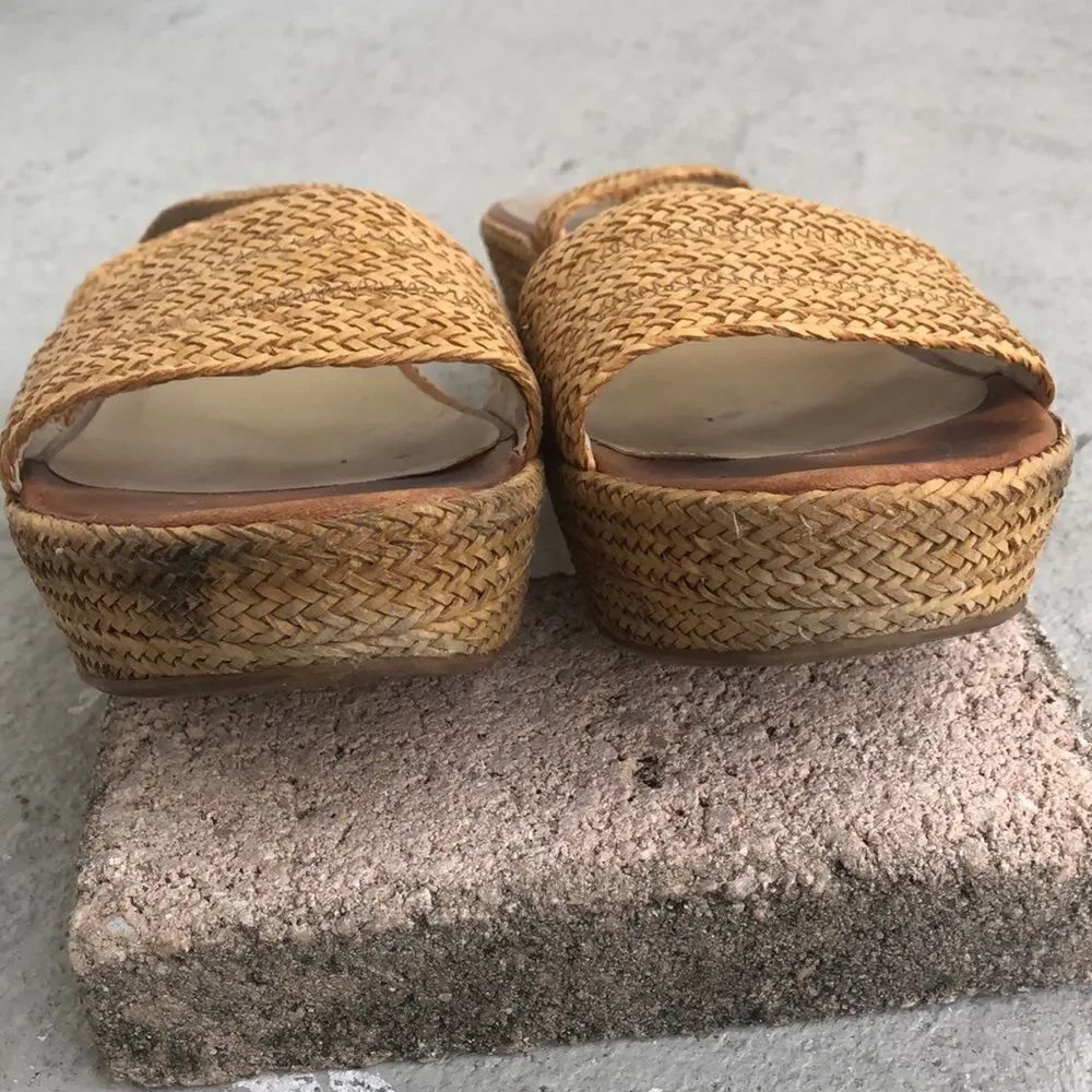 Stuart Weitzman woven platforms - Picture 4 of 7